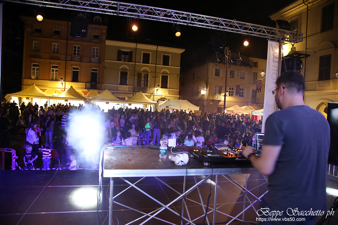 VBS_8399 - VBS_7864 - A Tutta Birra 2022 - ProLoco San Damiano d'Asti - Set vocals Ale Morbell & DJ Cucky.jpg